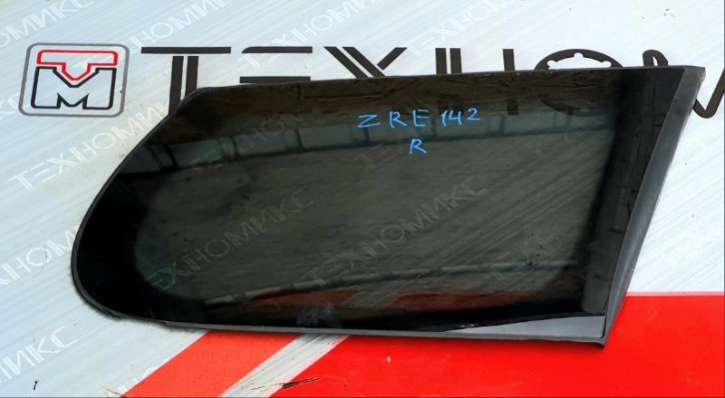 Стекло собачника Toyota Corolla Fielder ZRE142 2ZR-FE 2006 правое (б/у)
