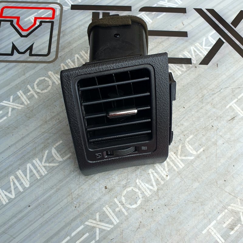 Воздуховод салона Toyota Corolla Fielder ZRE142 2ZR-FE 2006 левый (б/у)