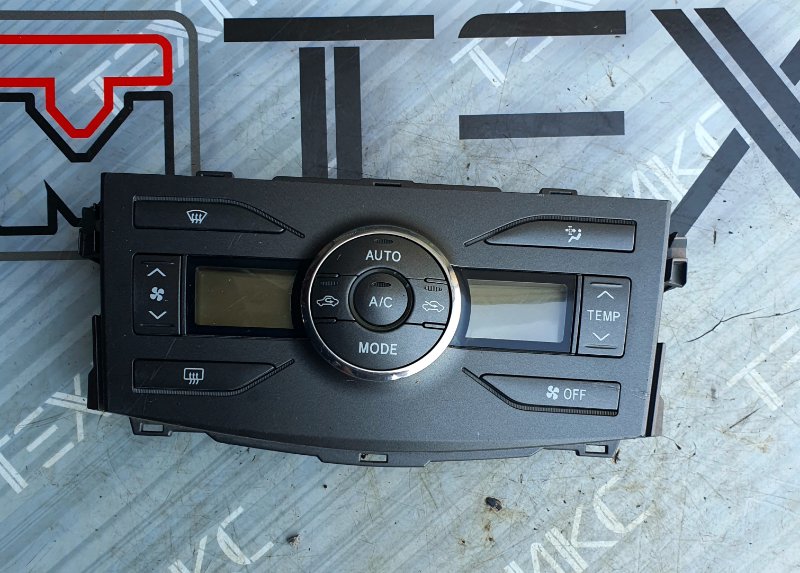 Блок управления климат-контролем TOYOTA COROLLA AXIO NZE141 (б/у)
