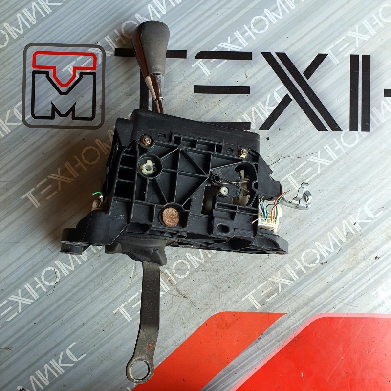 Селектор акпп TOYOTA CROWN MAJESTA UZS171 1UZ-FE 2000 (б/у)