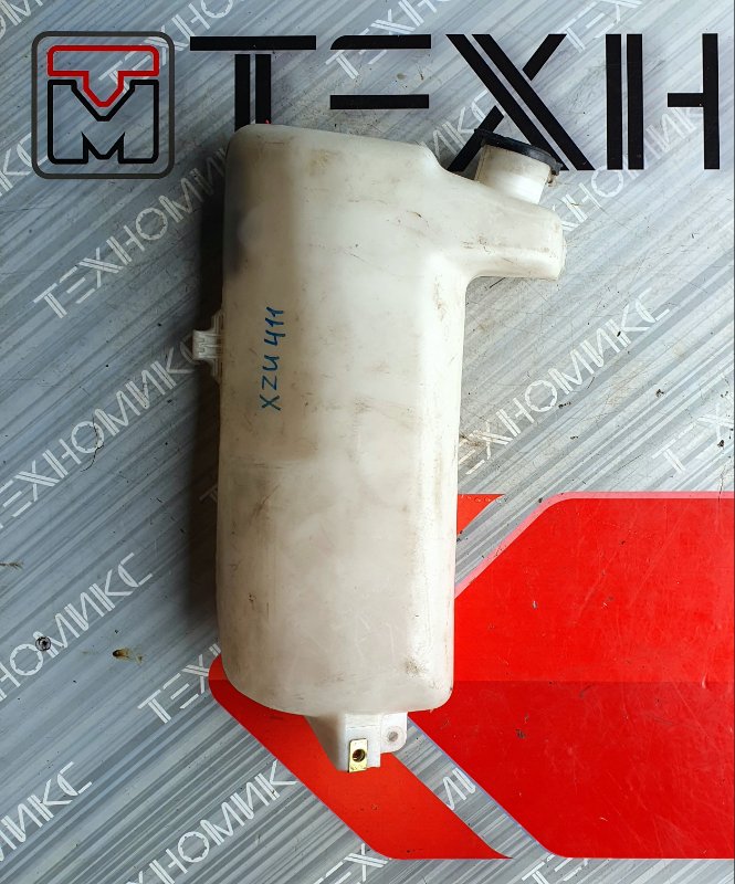 Бачок стеклоомывателя TOYOTA DYNA XZU411 S05D (б/у)