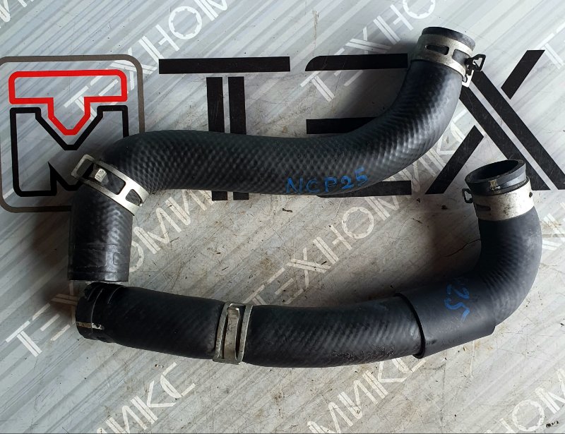 Патрубок системы охлаждения TOYOTA FUNCARGO NCP25 1NZ-FE (б/у)