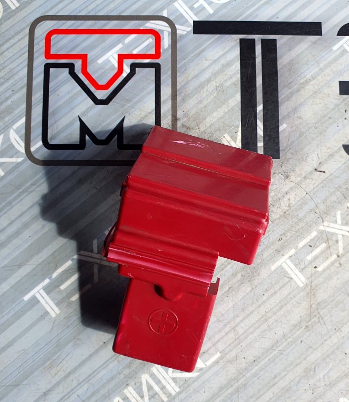 Колпачок клеммы MITSUBISHI DELICA D5 CV5W 4B12 2007 (б/у)