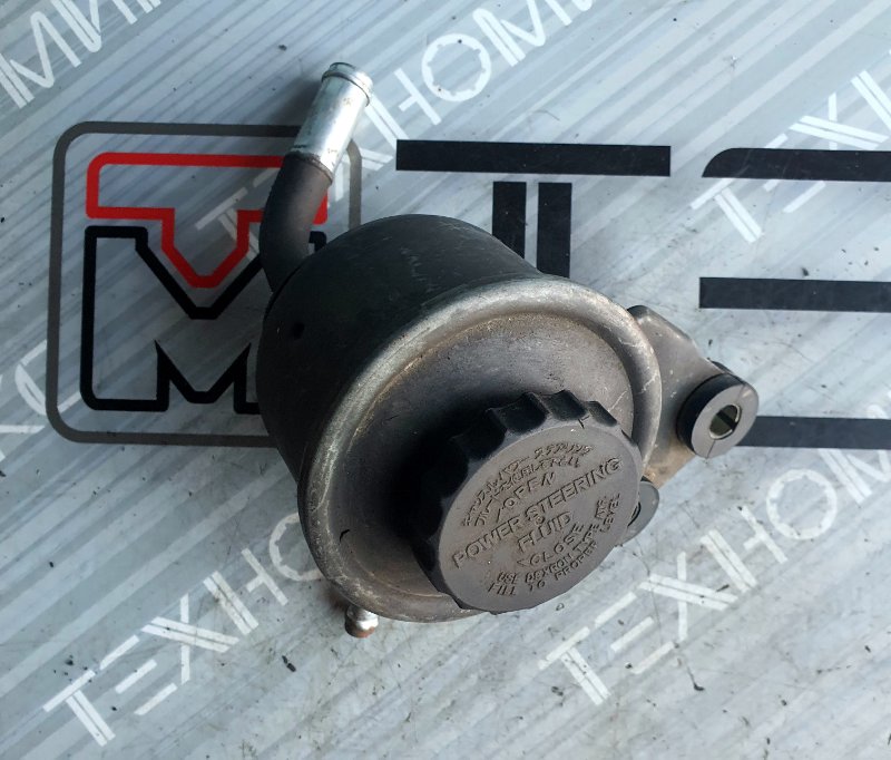 Бачок гидроусилителя TOYOTA HIACE LH186 5L (б/у)