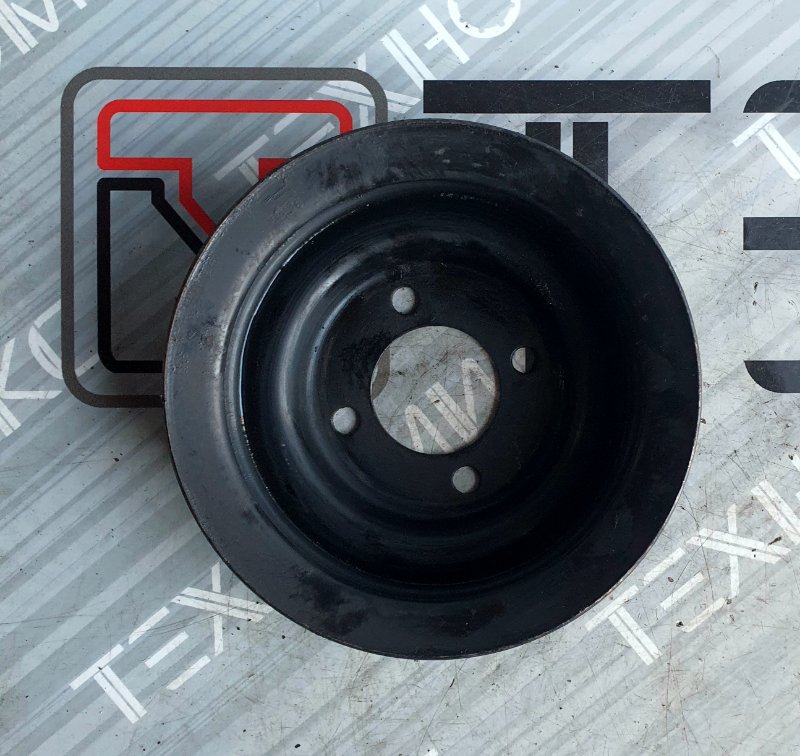 Шкив помпы TOYOTA HIACE LH178V 5L (б/у)
