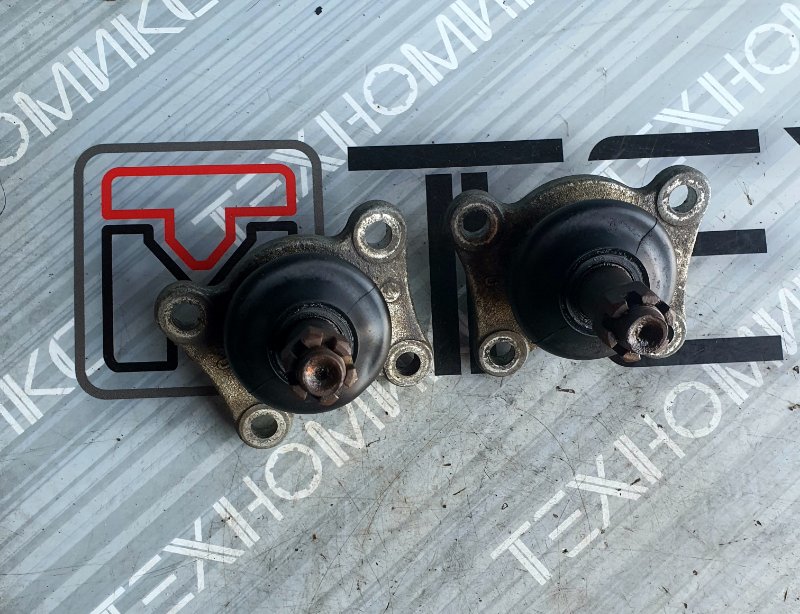 Шаровая опора TOYOTA HIACE LH178V 5L (б/у)