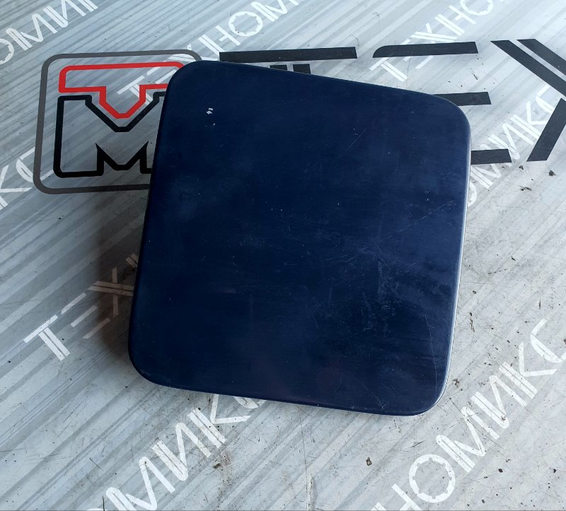 Лючок бензобака TOYOTA HIACE LH178V 5L (б/у)
