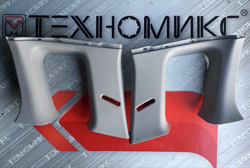 Обшивка багажника TOYOTA IST NCP60 (б/у)