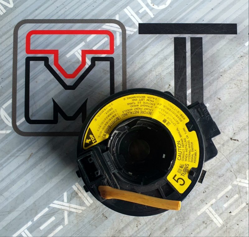 Шлейф-лента air bag TOYOTA IST NCP60 (б/у)