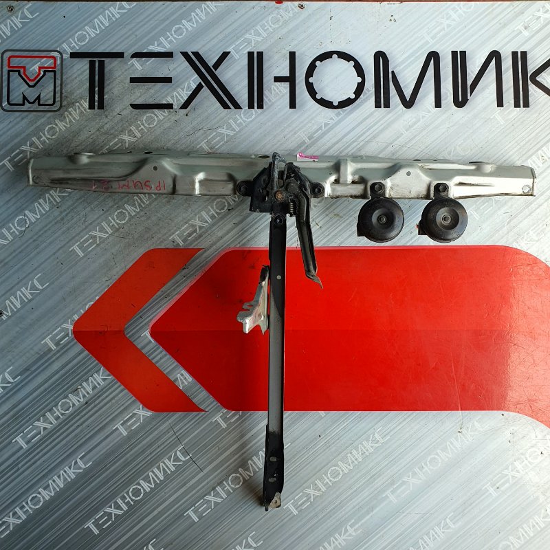 Планка телевизора TOYOTA IPSUM ACM21W (б/у)