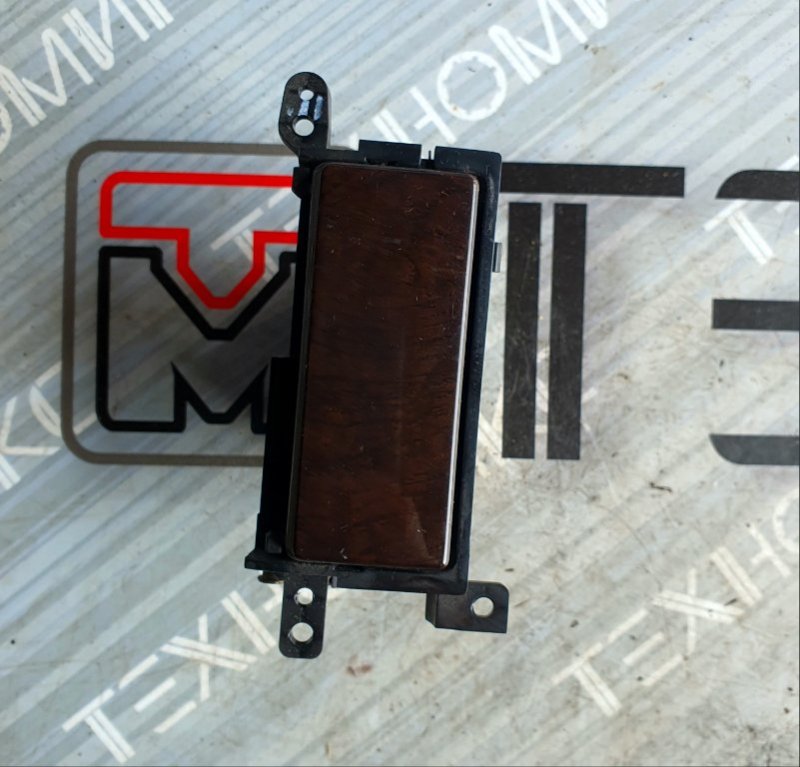 Бардачок в панель TOYOTA MARK II JZX100 1JZ-GE (б/у)
