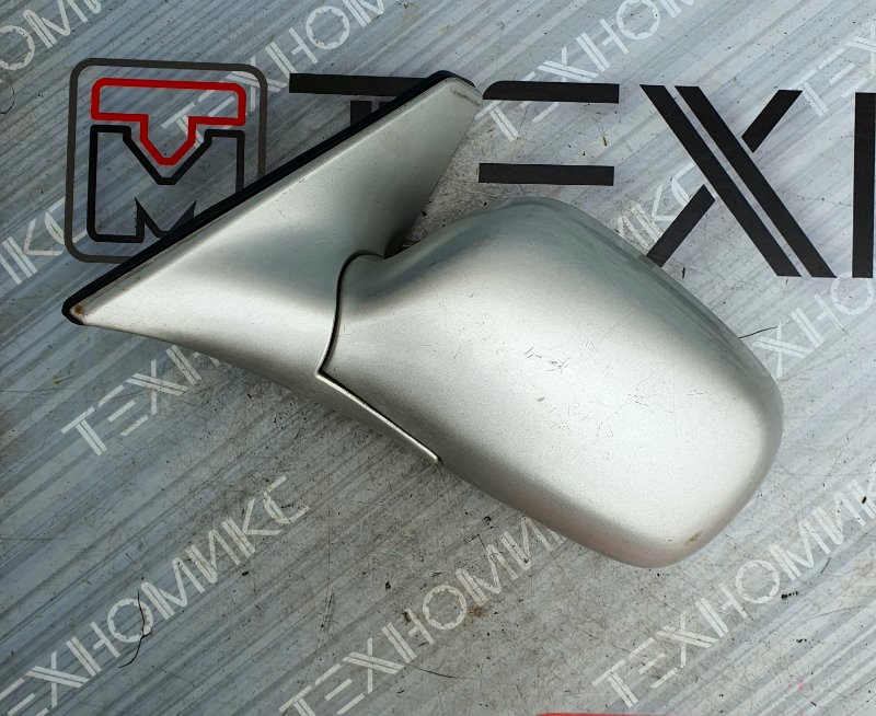 Зеркало TOYOTA MARK II GX110 левое (б/у) Зеркало TOYOTA MARK II GX110 левое (б/у)