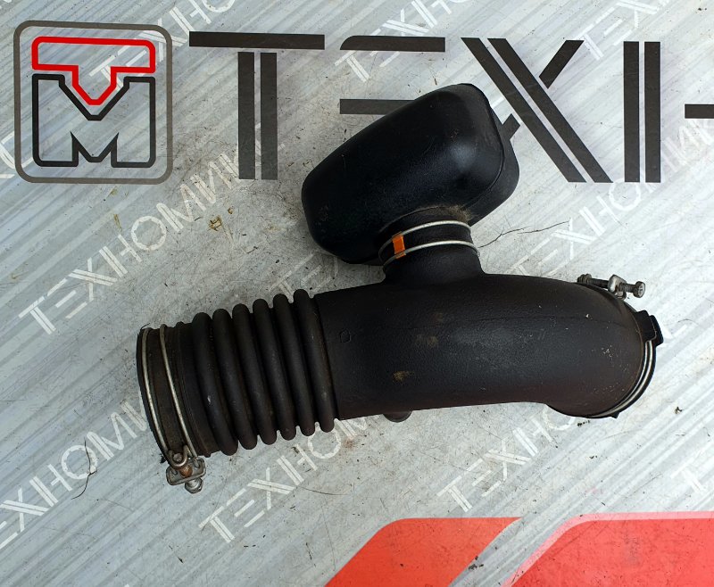 Гофра воздушного фильтра TOYOTA MARK II JZX110 1JZ-FSE 2001 (б/у) Гофра воздушного фильтра TOYOTA MARK II JZX110 1JZ-FSE 2001 (б/у)