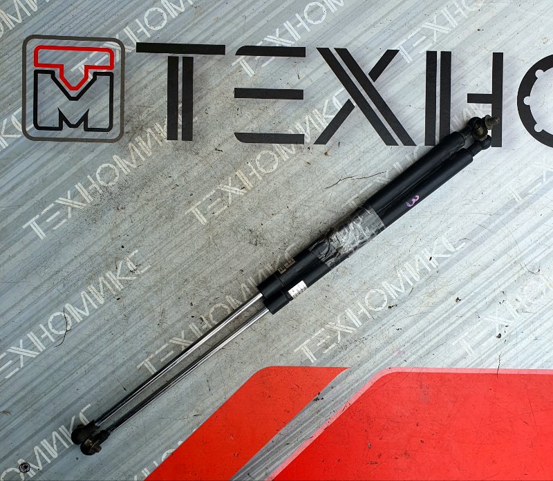 Амортизатор капота TOYOTA MARK II GX110 (б/у) Амортизатор капота TOYOTA MARK II GX110 (б/у)