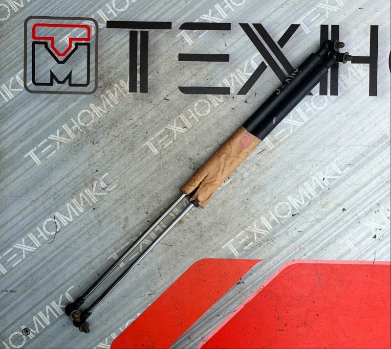Амортизатор капота TOYOTA MARK II GX110 (б/у) Амортизатор капота TOYOTA MARK II GX110 (б/у)