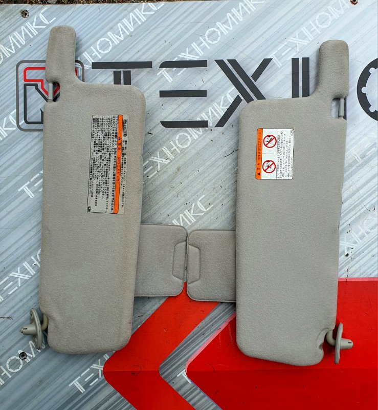 Козырек солнцезащитный TOYOTA OPA ACT10 (б/у)