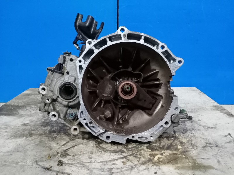 Мкпп Mazda 6 2.3 2002 (б/у) Мкпп Mazda 6 2.3 2002 (б/у)