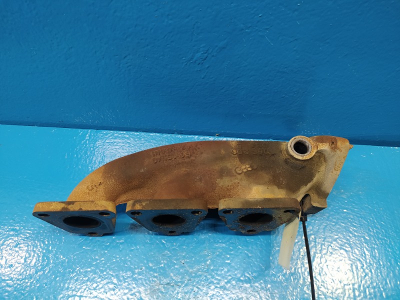 Коллектор выпускной правый A6 2002-2010 AUK Коллектор выпускной правый A6 2002-2010 AUK