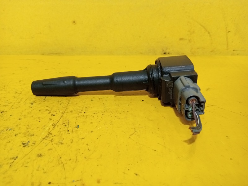 Катушка зажигания Renault Clio 4 2012-2019 H5F D403 224332428R контрактная