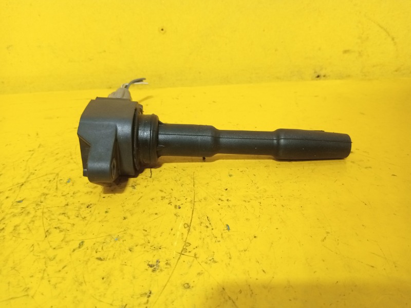 Катушка зажигания Renault Clio 4 2012-2019 H5F D403 224332428R контрактная