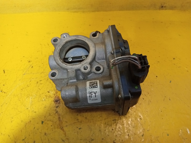 Дроссельная заслонка Clio 4 2012-2019 H5F D403