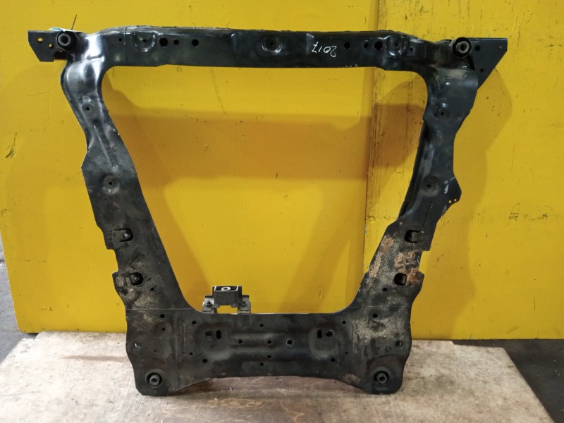 Подрамник передний Koleos 2014-2018 2TR707