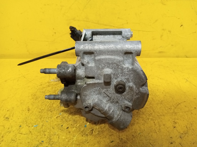 Компрессор кондиционера Volvo S60 B4164T
