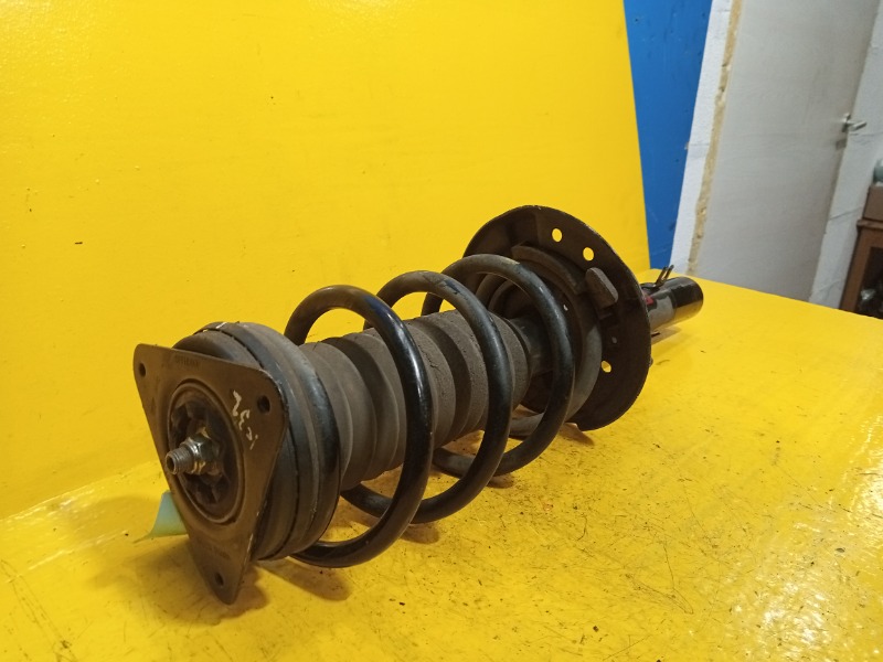 Амортизатор передний правый Renault Koleos 2TR707 Амортизатор передний правый Renault Koleos 2TR707