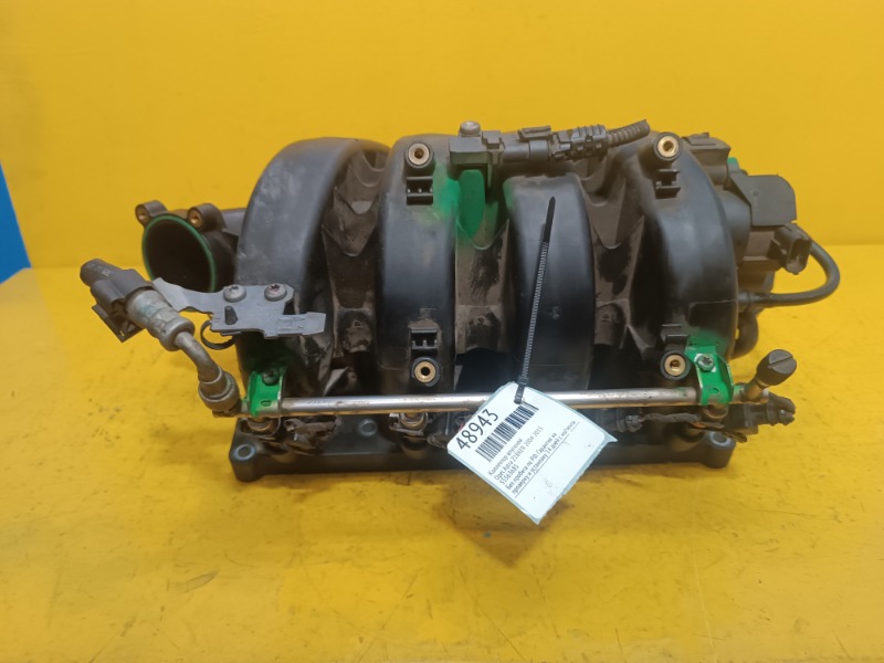 Коллектор впускной Opel Astra 2004-2015 Z18XER 55563685 контрактная