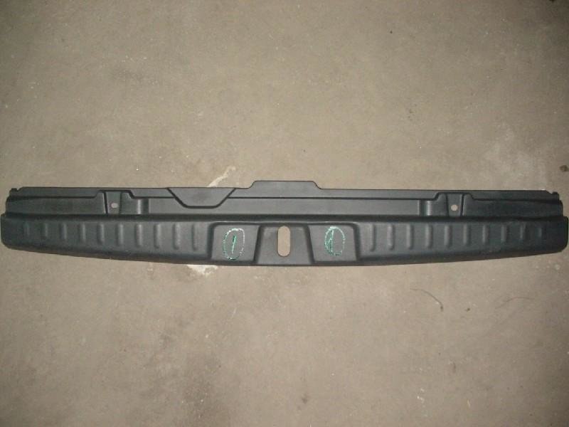 Накладка замка багажника Honda Hrv GH4 D16A (б/у)