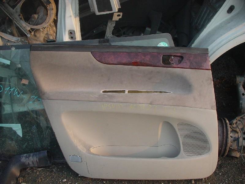 Обшивка дверей Toyota Ipsum ACM21 2AZ задняя левая (б/у)
