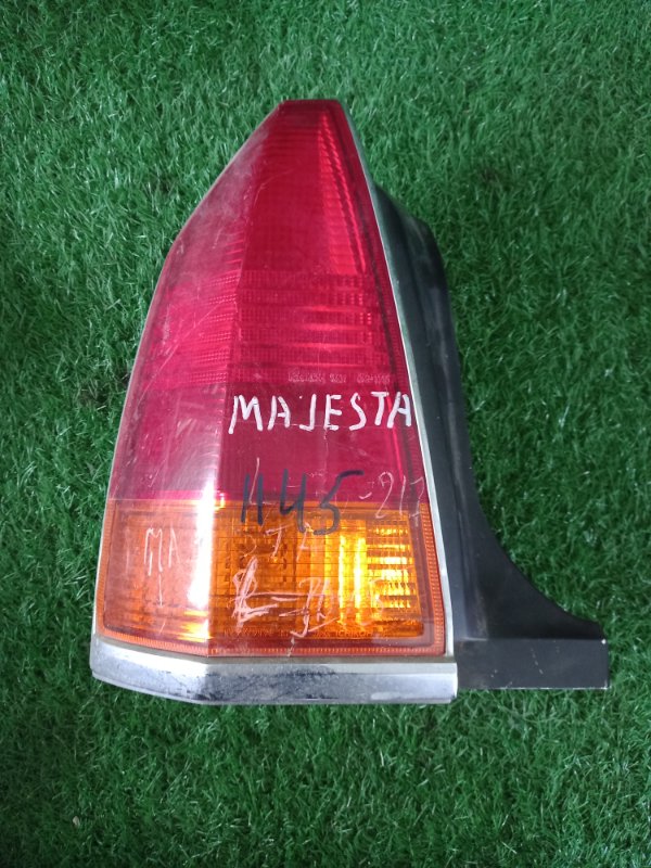Стоп-сигнал Toyota Crown Majesta JZS155 левый (б/у)