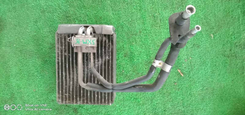 Радиатор кондиционера Toyota Ipsum SXM15 3S-FE (б/у)