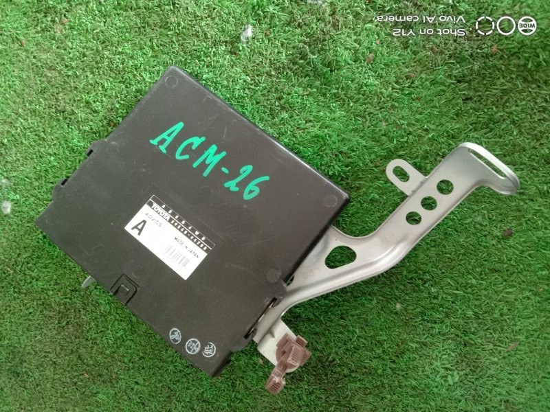 Блок управления abs Toyota Ipsum ACM26 2AZ (б/у)