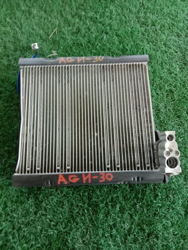 Радиатор кондиционера Toyota Alphard AGH30 2AR (б/у)