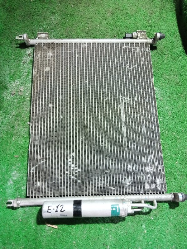 Радиатор кондиционера Nissan Note E12 HR12 (б/у)