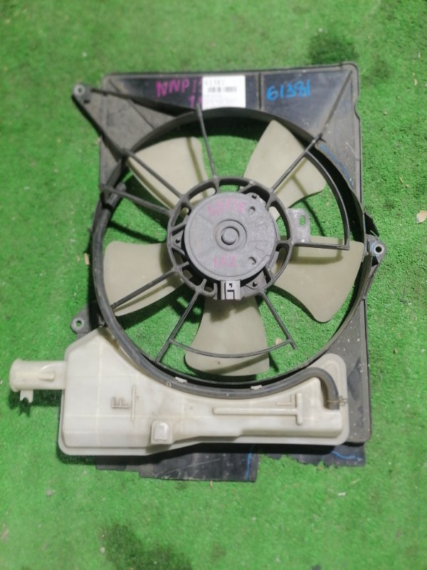 Диффузор радиатора Toyota Porte NNP15 1NZ (б/у)