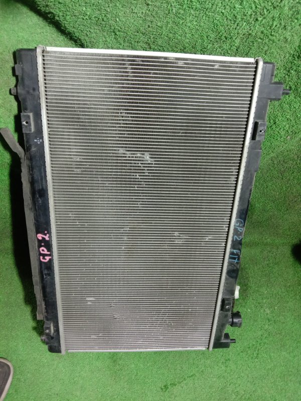 Радиатор основной Honda Fit GP5 (б/у)