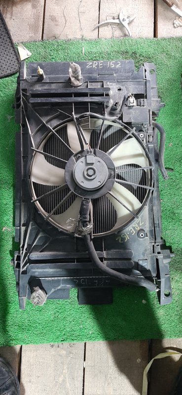 Радиатор основной Toyota Auris ZRE152 (б/у)