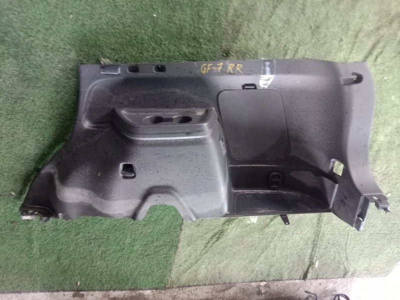 Обшивка багажника Mitsubishi Outlander GF7 4J11 правая (б/у)