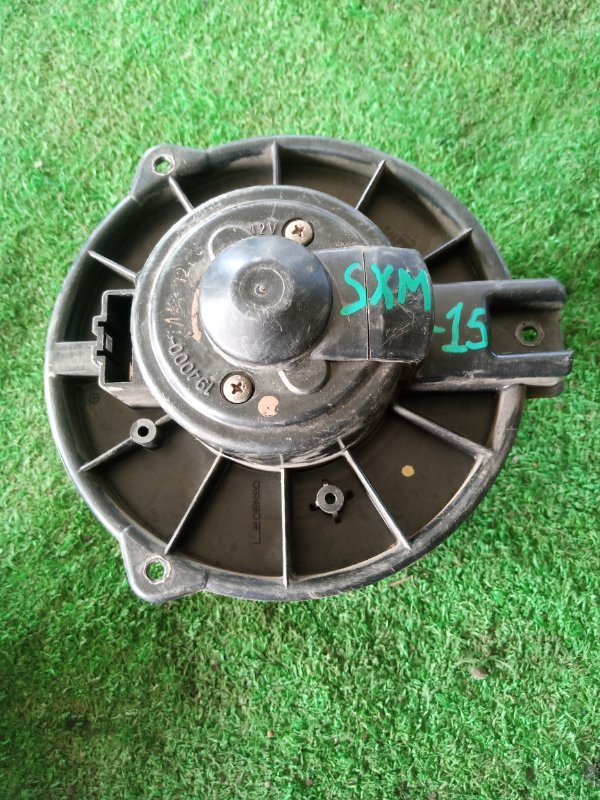 Мотор печки Toyota Ipsum SXM15 3S-FE 1998 (б/у)