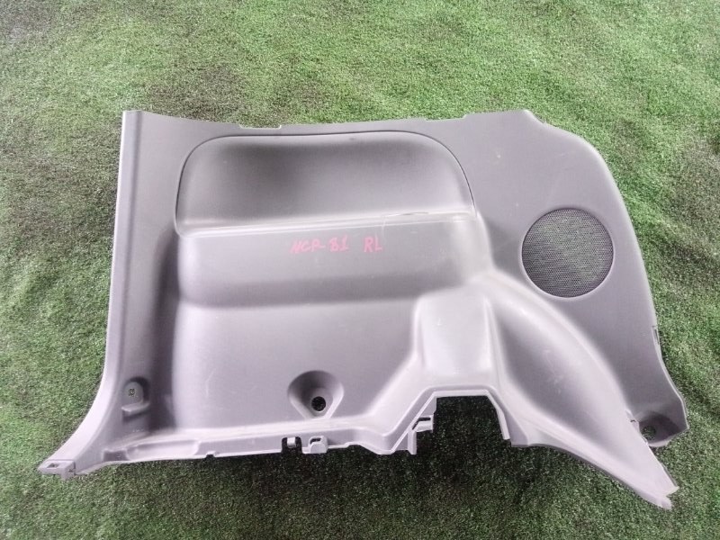 Обшивка багажника Toyota Sienta NCP81-5193764 1NZ 2013 левая (б/у)
