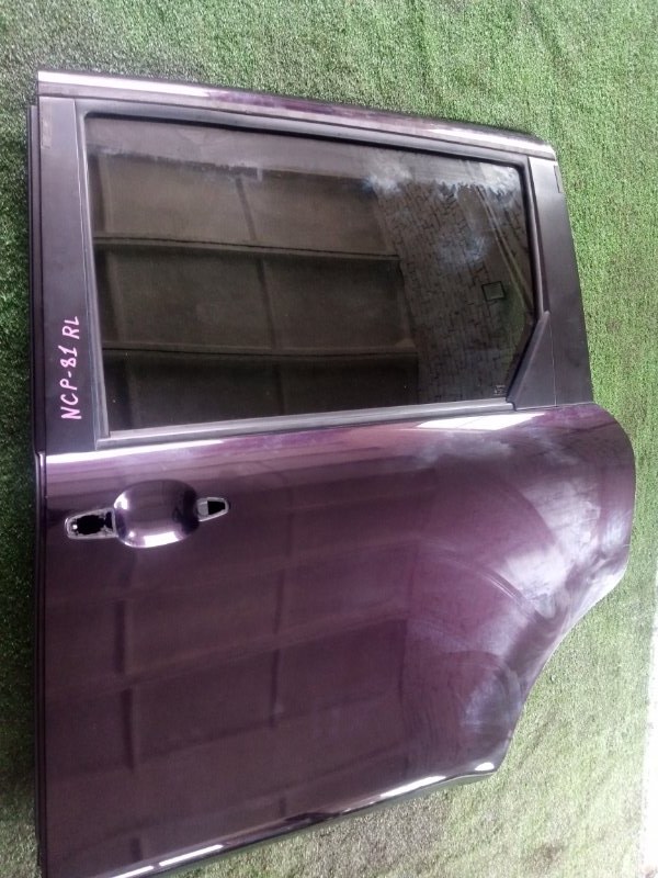Дверь Toyota Sienta NCP81-5193764 1NZ 2013 задняя левая (б/у)