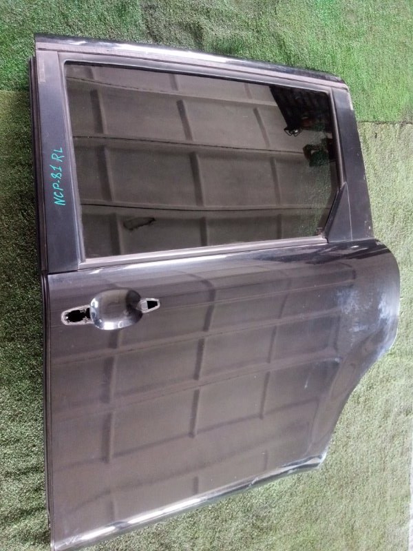 Дверь Toyota Sienta NCP81-5194557 1NZ 2013 задняя левая (б/у)