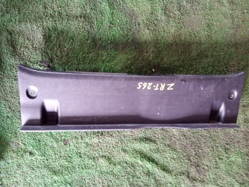 Накладка замка багажника Toyota Allion ZRT265-3024028 2ZR 2013 (б/у)