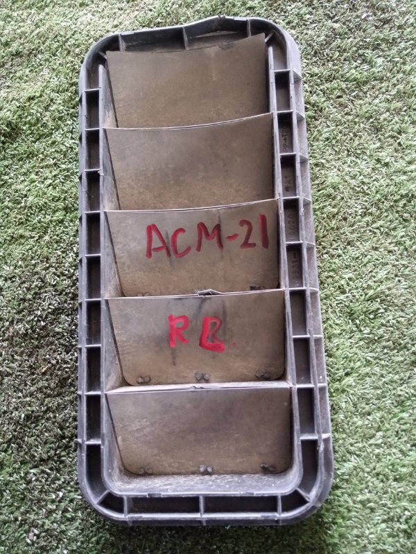 Вентиляция крыла Toyota Ipsum ACM21 2AZ задняя левая (б/у)