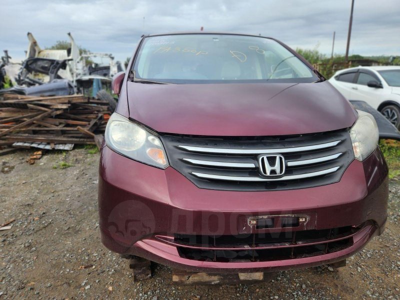 Молдинг на крышу Honda Freed GB3 L15A левый (б/у)