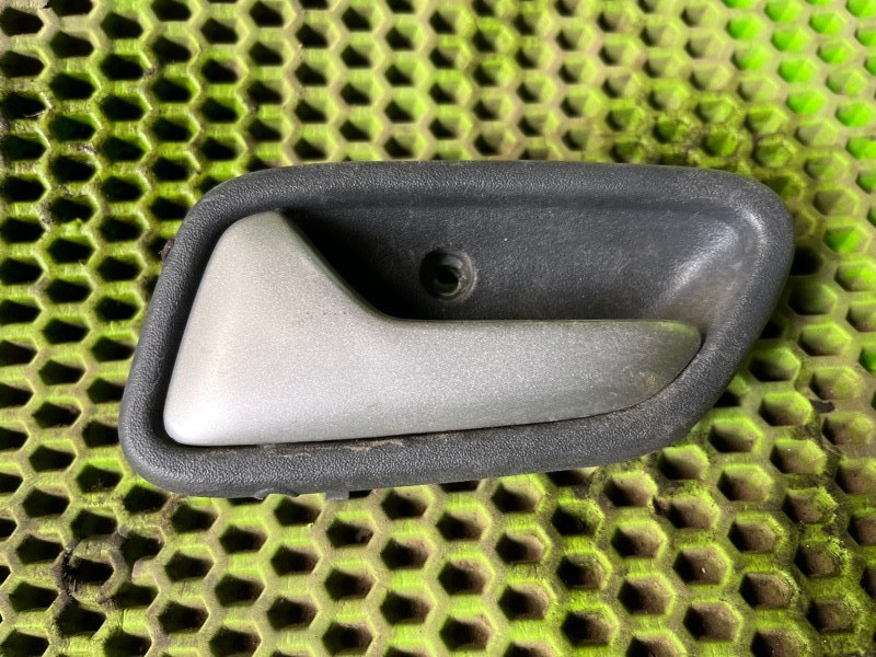 Ручка двери внутренняя задняя левая Suzuki Liana M16A 83104-54G10-JA8 Б/У