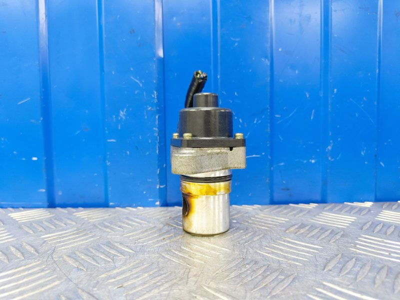 Клапан egr Lafesta 2011 B30 2.0 MR20DE Клапан egr Lafesta 2011 B30 2.0 MR20DE