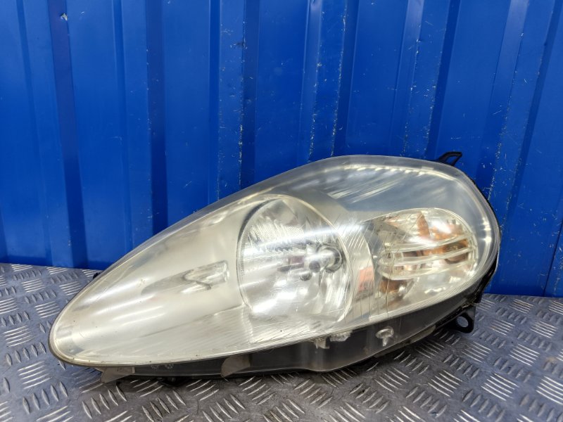 Фара передняя левая Fiat Punto 2007 199 1.4 350A1000 51701593 Б/У